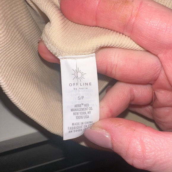 Aerie Offline Workout Set - Picture 6 of 7